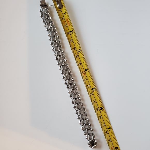 Vintage sterling ornate circle link bracelet - Picture 2 of 7